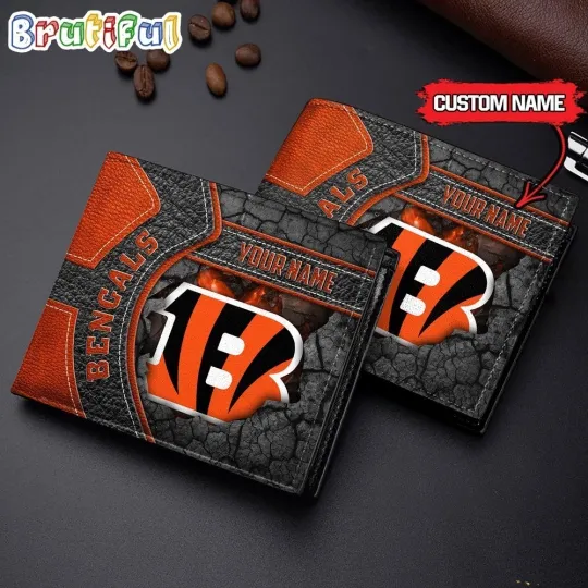 Discover Personalized Cincinnati Football Bengalss Team Men's Leather Wallet Gift For Him