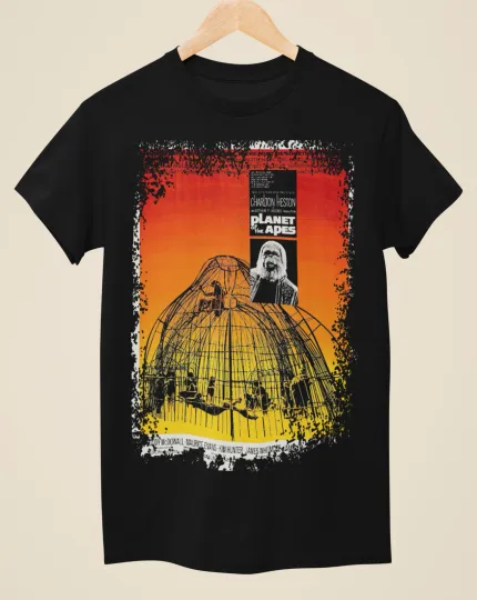 Discover Planet of The Apes (1968) - Movie Poster inspired Unisex Black T-Shirt