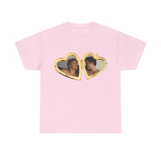 Discover Ilya Shane Hollanov Pink Heart Heated TV T-Shirt