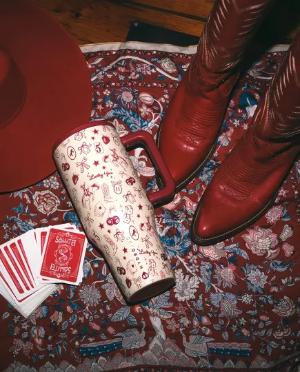 Discover HydroJug 40oz Tumbler – “Lucky You” Red Western Casino -New Box-2026 Gift