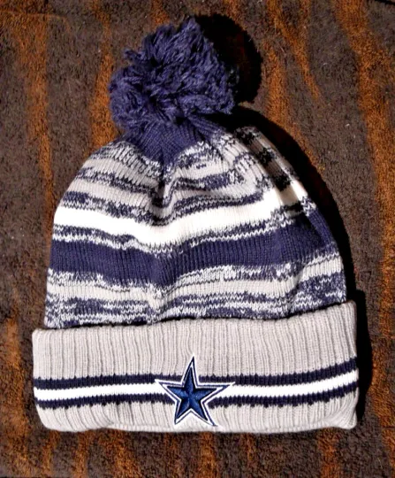 Discover Dallas Cowboys New Era Navy/Gray Men's OSFM Beanie New with out tag
