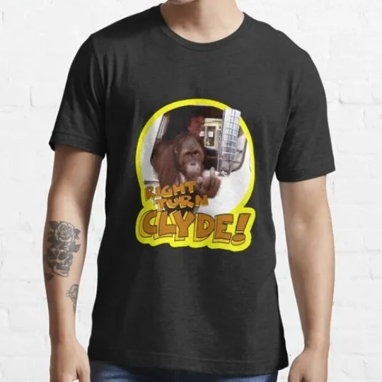 Discover 70'S Eastwood Classic Every Which Way But Loose Right Turn Clyde T-Shirt