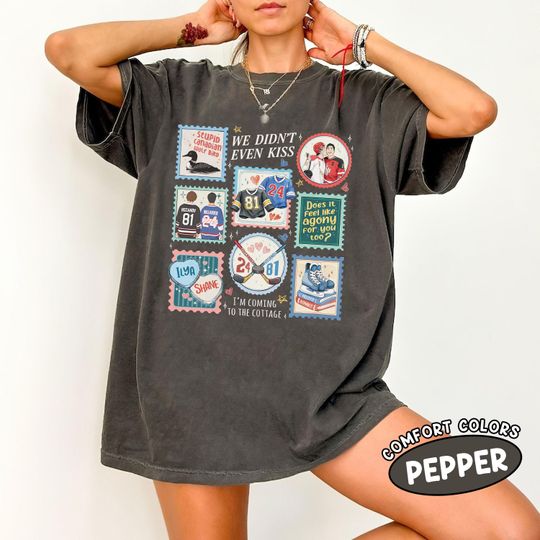 Discover Hollanov Rivalry Queer Hockey Romance Fans T-Shirt