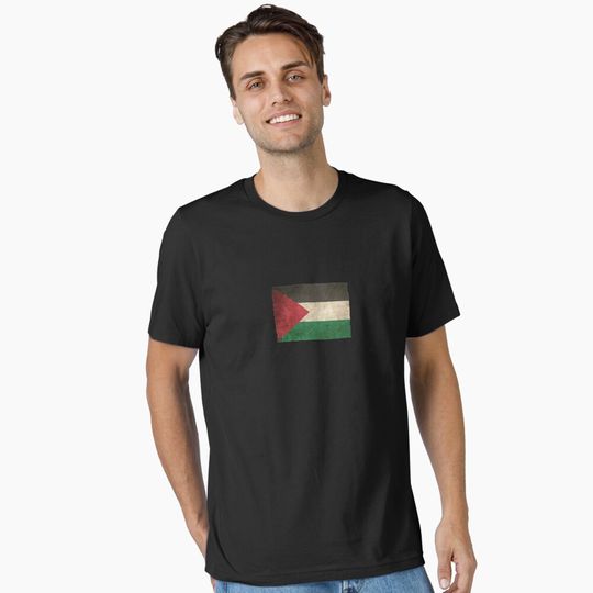 Discover Old and Worn Distressed Vintage Flag of Palestine Essential T-Shirt