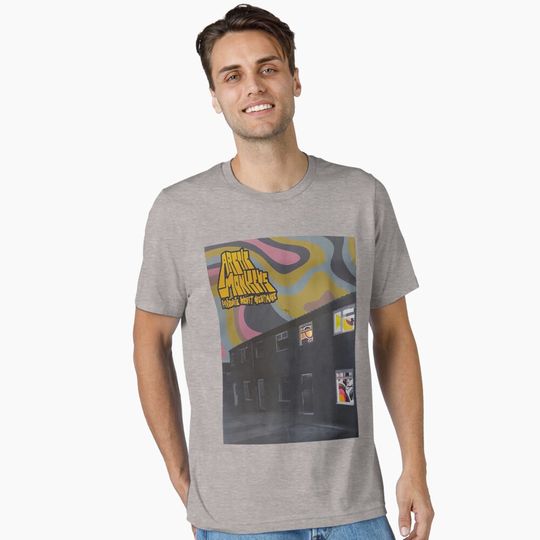 Discover (nigh). monkeys Essential T-Shirt