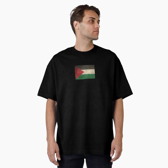 Discover Old and Worn Distressed Vintage Flag of Palestine T-Shirt