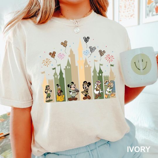 Discover Mickey and Friends Safari Shirt, Comfort Colors Shirts, Animal Kingdom, Travel and Co, Disney Land Family Vacation 2024, 131517