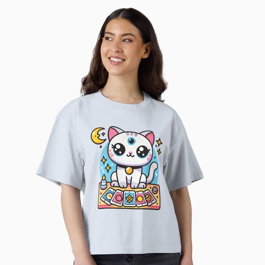 Discover kawaii cat doing tarot Boxy T-Shirt