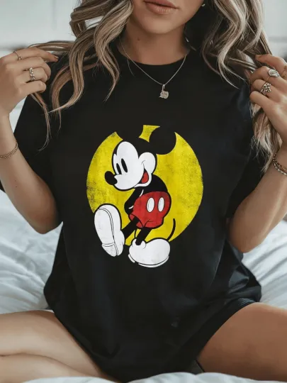 Discover Disney Cute Minnie Mouse T-Shirt, Gift For Friends