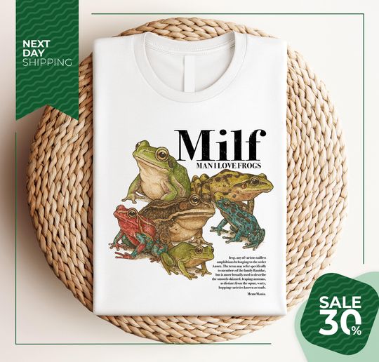 Discover Man I Love Frogs T-Shirt | Meme Frog Shirt | Vintage Style Unisex T-Shirt