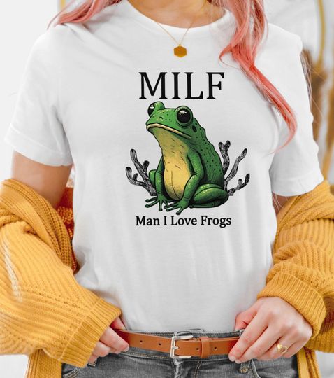 Discover Retro 'Man I Love Frogs' T-Shirt - Funny Froggy Graphic Tee