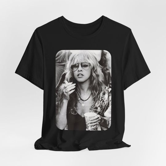 Stevie Nicks Vintage T-Shirt: Fleetwood Mac Inspired for Music Fans