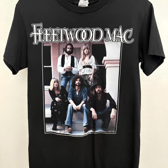 Fleetwood Mac concert t-shirt Tee Shirt Size S-4XL Casual Cool Classic Men