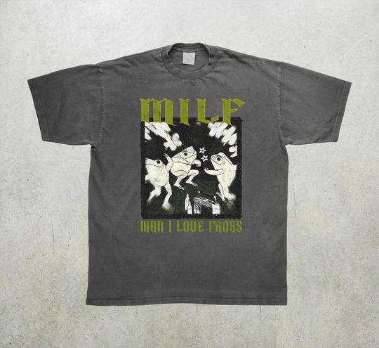 Discover Man I Love Frogs Vintage Style Unisex T-Shirt, Meme Frog Shirt