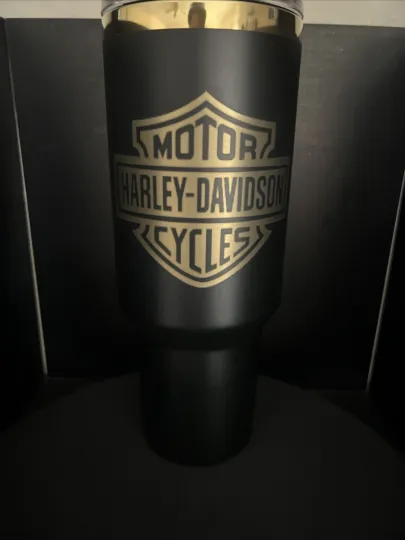 Discover Haarleyy Racing Daviidso'n 40oz Stainless Steel Black Tumbler With Lid And Straw