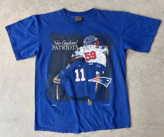 Vintage New England Patriots Shirt Size Medium 90s Nutmeg 1994 Jersey Helmet