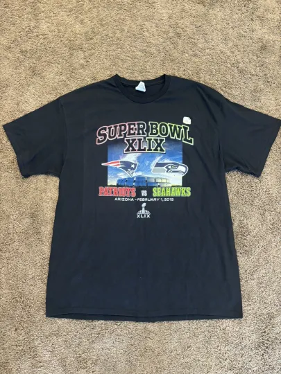 Discover Vintage Super Bowl XLIX Seattle Seahawks vs. New England Patriots T-Shirt