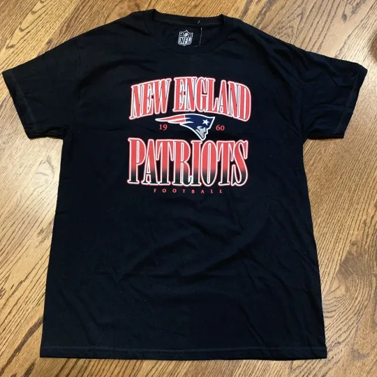 Discover New England Patriots Black Cotton Men's Short Sleeve T-Shirt