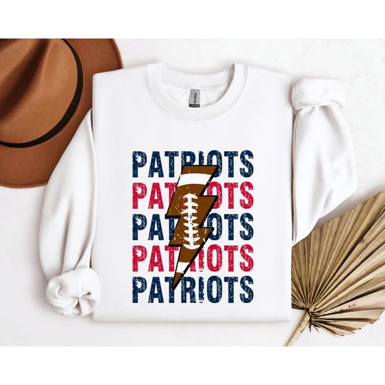 Discover New England Football Vintage Style Sweatshirt,The Pats T-Shirt,Vintage New England Fan Gift Crewneck,Patriots Sweatshirt