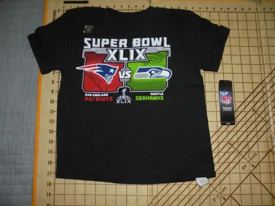 Discover football Patriotsss vs Seahawkss Super B.owll T-SHIRT