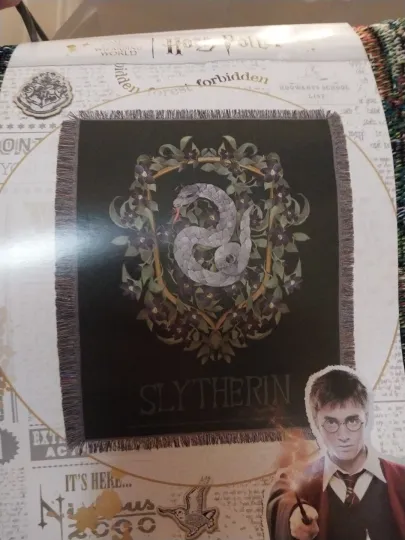 Harry Potter Woven Tapestry Throw Blanket, 48x60 Inches, Slytherin Crest