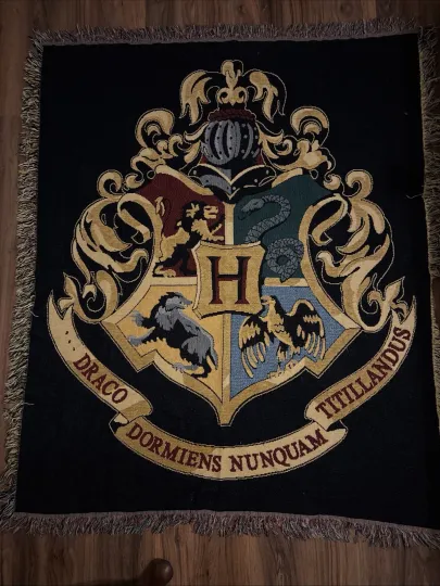 Universal Studios World of Harry Potter Hogwarts Throw Blanket 50” X 60”