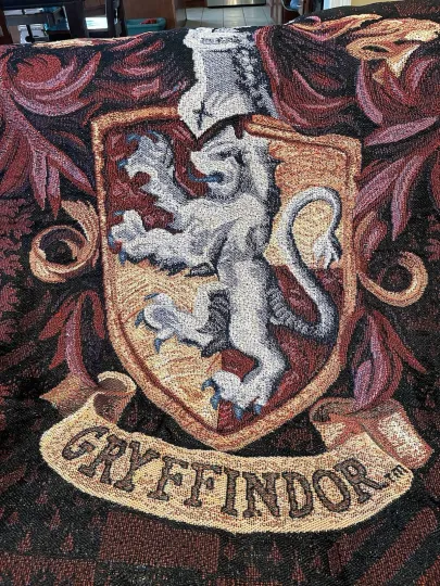 HARRY POTTER Gryffindor Woven Tapestry Throw Blanket Fringe Northwest 48" x 60"