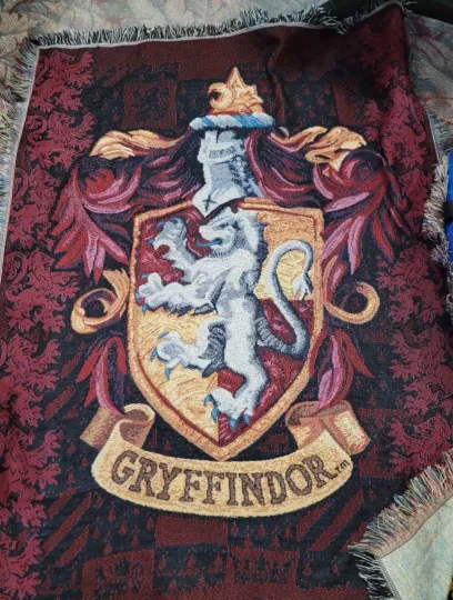 Harry Potter Woven Tapestry Throw Blanket, 48 x 60 Inches, Gryffindor Shield