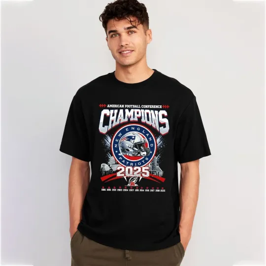 New England Patriots Champions 2025 Helmet T-Shirt