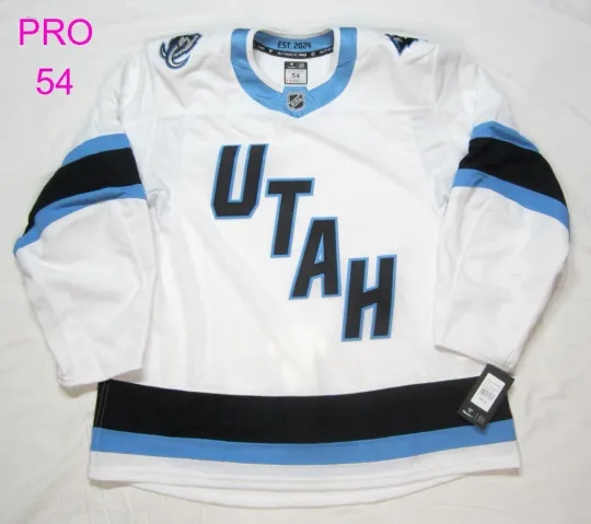 Discover Utta.h MAMMOTH Pro Jersey away white