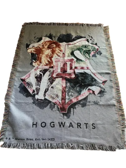 Harry Potter Hogwarts Crest Woven Tapestry Throw Blanket