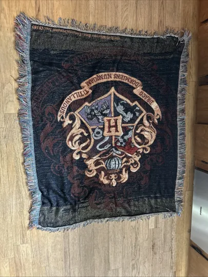 Harry Potter Hogwarts Crest Woven Tapestry Throw Blanket 48" x 60" Cover