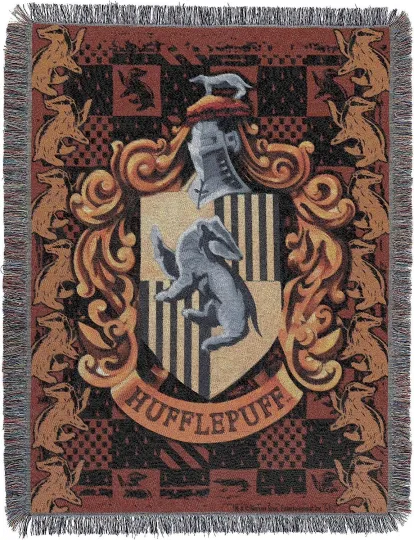 Harry Potter Woven Tapestry Throw Blanket, 48 x 60 Inches, Hufflepuff Crest