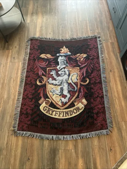 Gryffindor And Hufflepuff Crest Wall Hanging Tapestry Woven Throw Blanket Fringe
