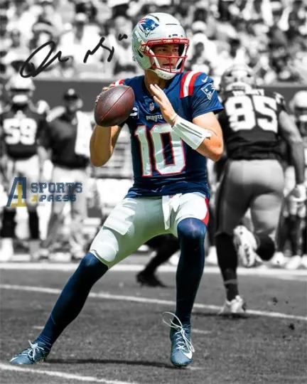 Discover Drake Maye New England Patriots Poster