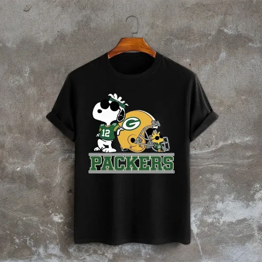 Green Bay Packers Snoop.y Football T-Shirt