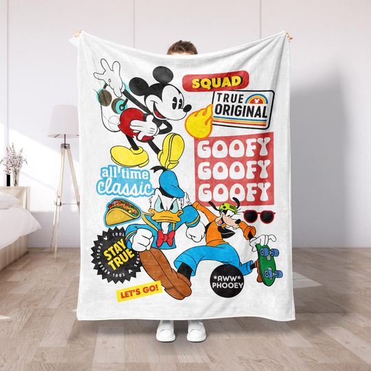 Discover Disney Velveteen Plush Blanket - Cozy Throw for Kids, Soft Bedding , Gift for Disney Fans, Fleece Bed Blanket, Cute Cartoon DS42
