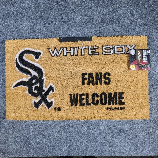 Chicago White Sox Fans Welcome 16''x 28'' Lighted Coir Doormat Home Decor