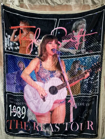 Discover Swift  Minky Soft Fleece Throw Concert Tour Blanket 50” X 40” Misprinted