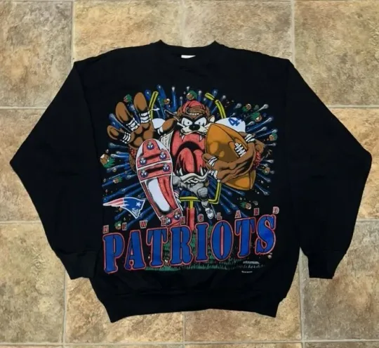 New England Patriots football Football Looney Tunes Taz Black Sweatshirt