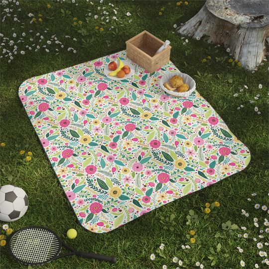 Pink Floral Pattern Picnic Mats