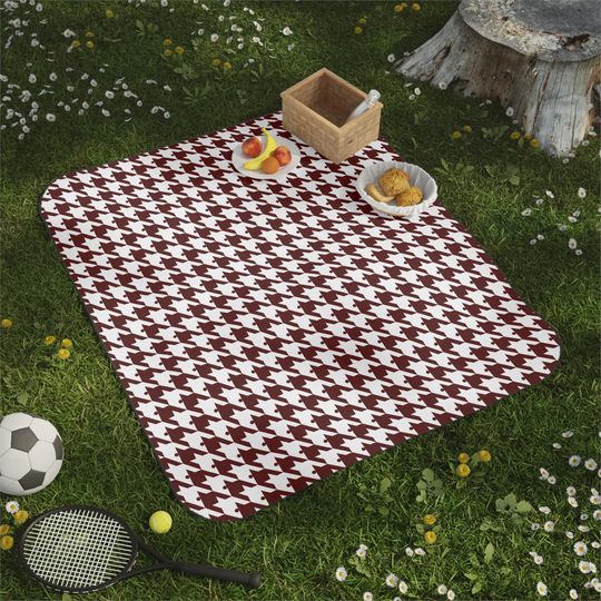 Houndstooth Burgundy Picnic Mats, Outdoor Mats, Camping Mat, Summer Beach Rug