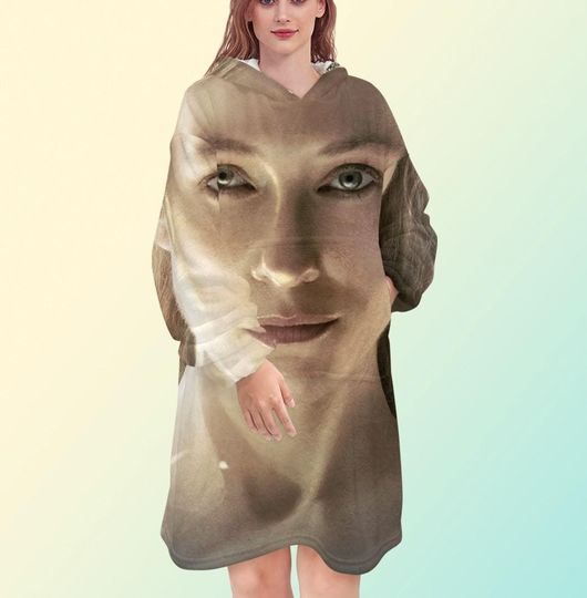 Discover Lord of the Rings - Galadriel blanket hoodie, spider oversize fleece sweatshirt, Unisex