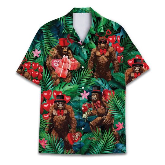 Discover Funny Bigfoot Valentine Hawaiian Button Down Shirt for Men Tropical Jungle Aloha Novelty Gift