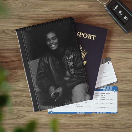 Discover Black & White WH Passport Cover