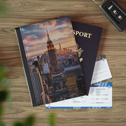 Discover NYC Passport Cover