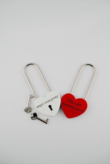 Custom Heart Love Lock, Personalized Couples Padlock, Engraved Heart Gift for Anniversary
