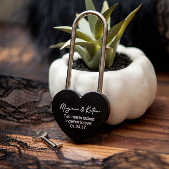 Engraved Heart Love Lock with Key - Travel bridge love locks, Custom Wedding Engagement Anniversary Couple Travel Gift