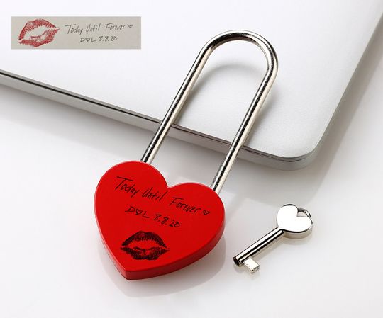 Discover Custom Actual Handwriting Love Heart Lock, Personalized padlock, Gifts for Couople, Valentine's Day Gifts