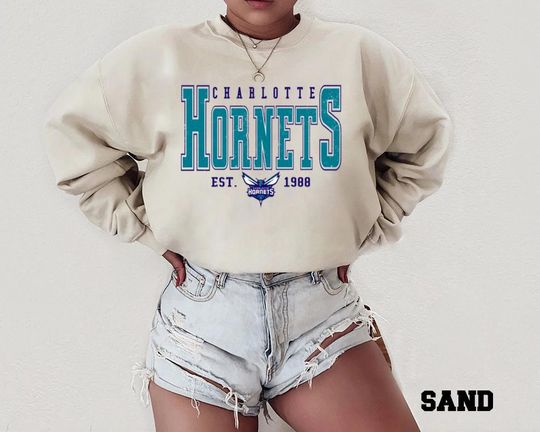 Vintage Charlotte Basketball Sweatshirt, Retro Hornet Graphic Crewneck, Unisex City Sport Pullover.....|||